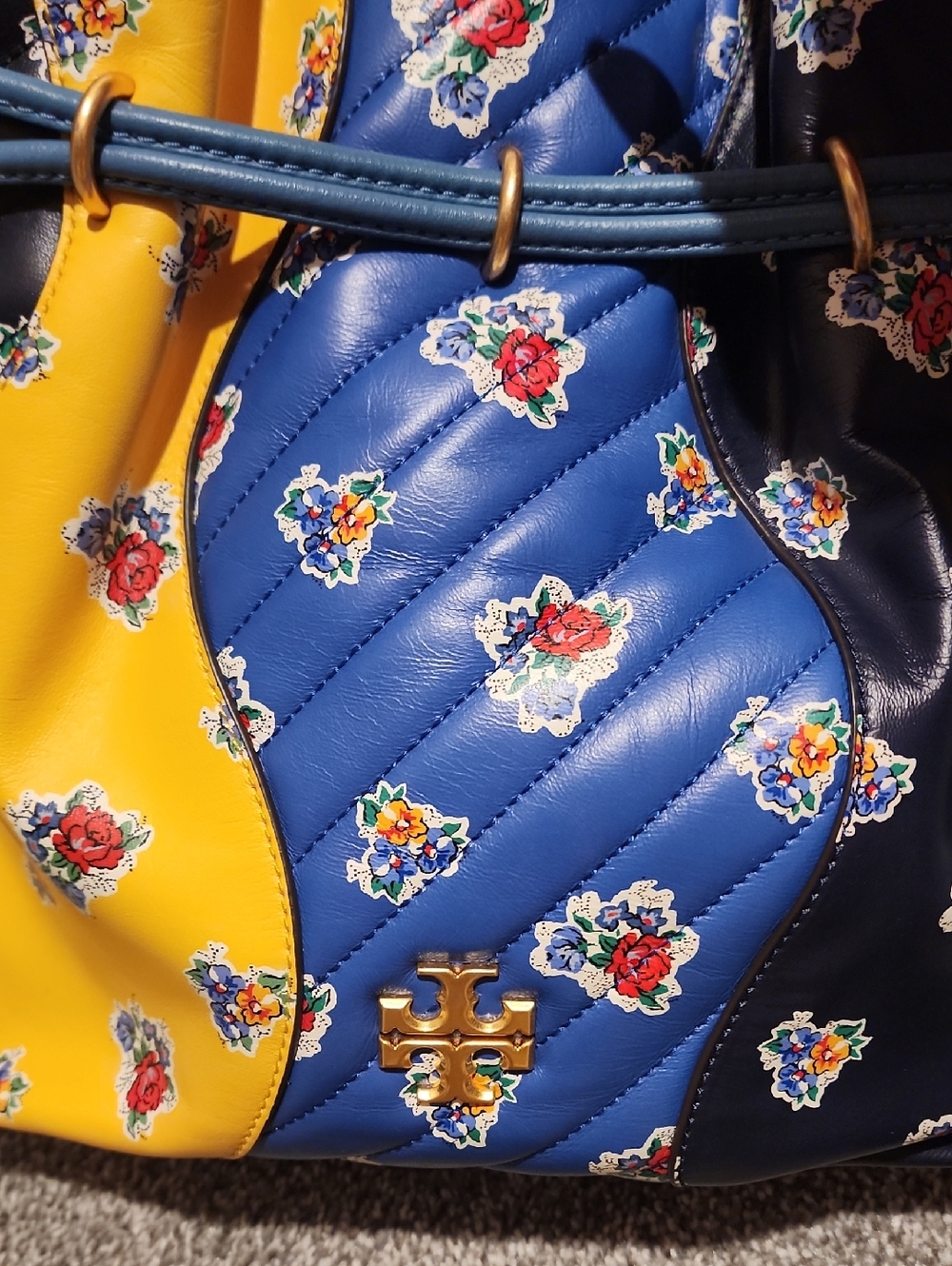 TORY BURCH Floral Patchwork Quilted Bucket Bag - Picture 2 of 5